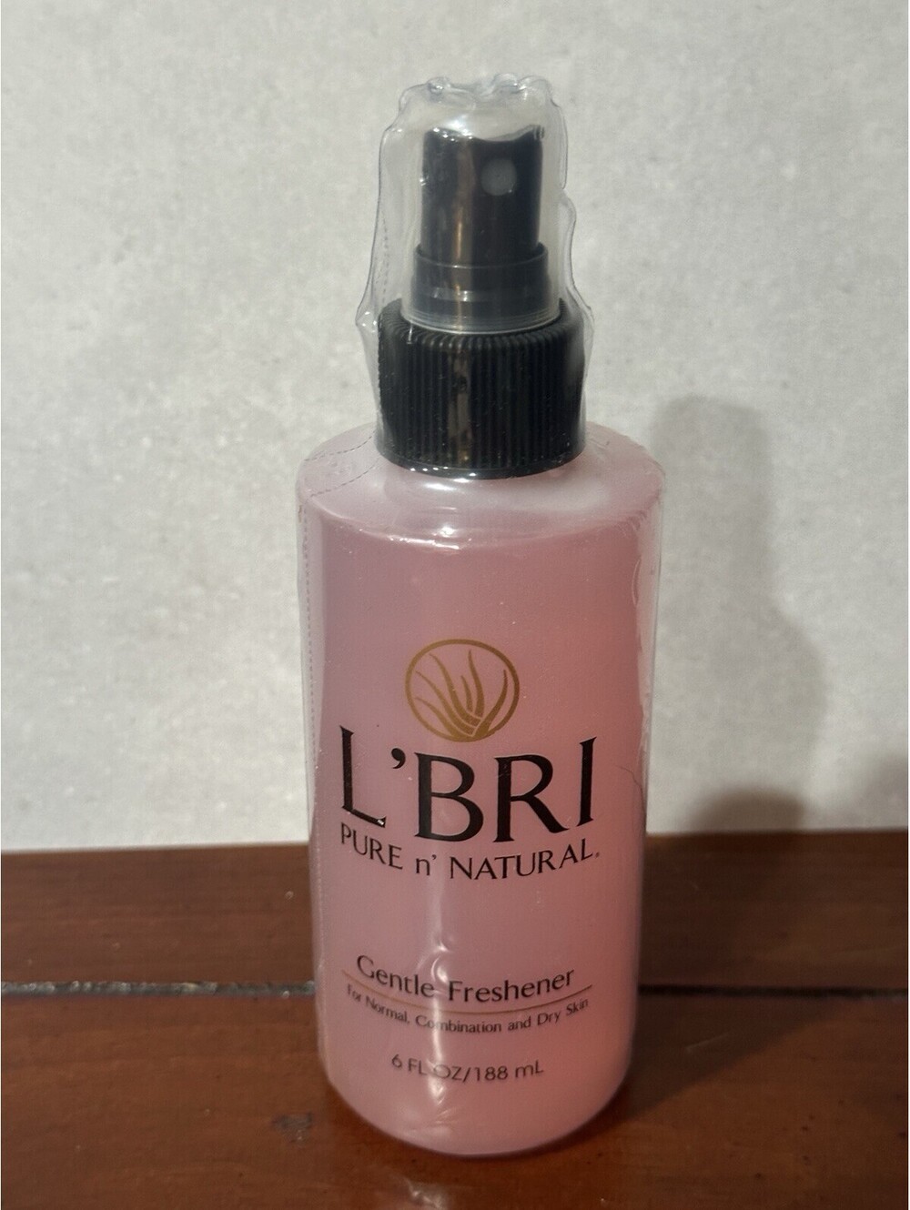 L'BRI Pure n' Natural Gentle Freshener All Skin Types 6 oz Pump Spray New SEALED